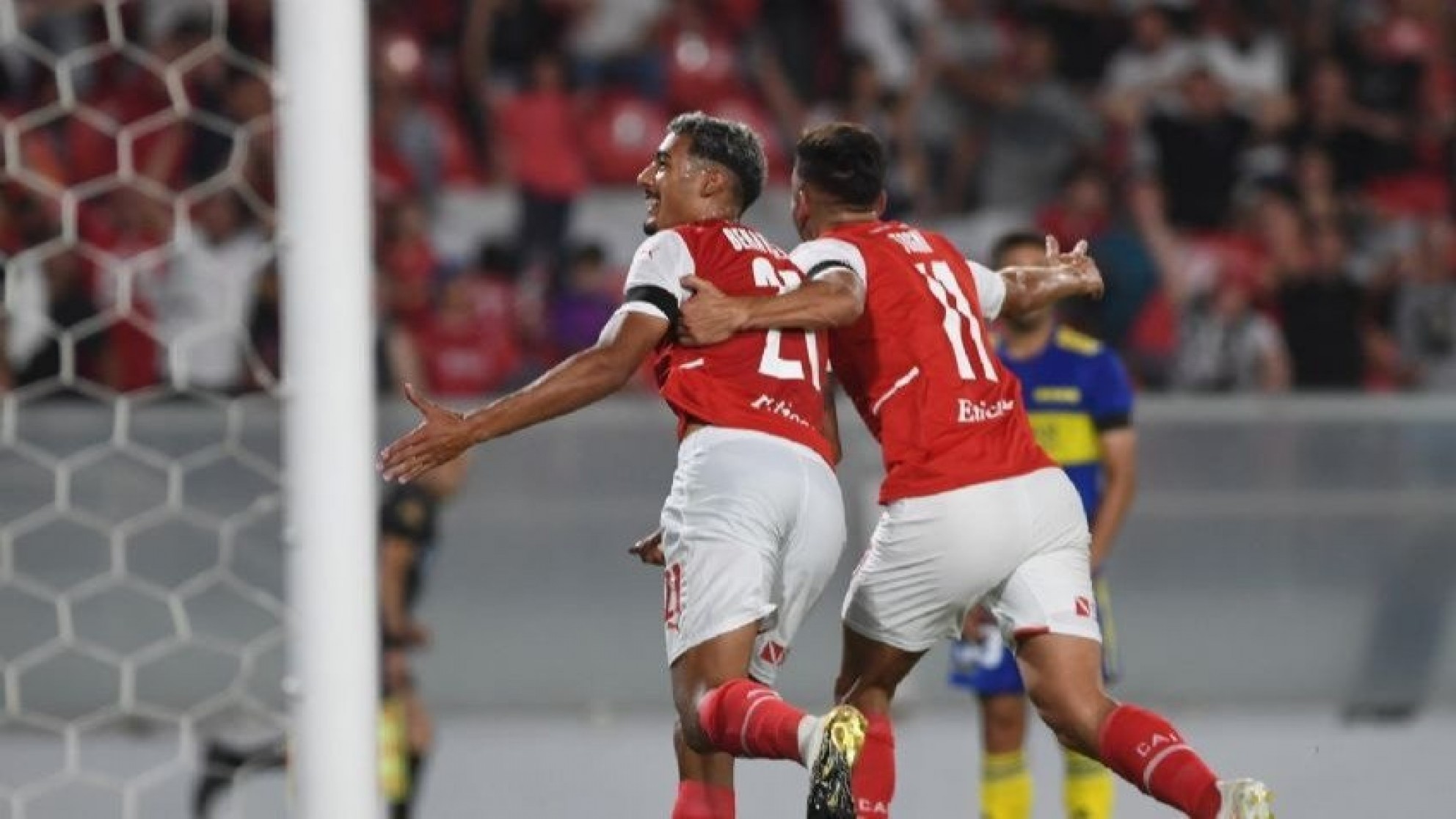 Boca no pudo con el Rojo pero sigue cerca de la Copa Libertadores